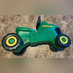 John Deer Sit ‘N’ Scoot Tractor